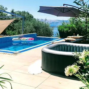 Apartment Loft-beach-apartments Ratko, Novi Vinodolski
